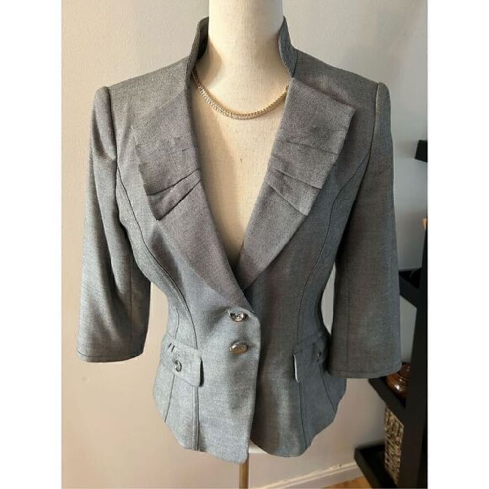 White House black market gray blazer size 4 stylish fancy for work